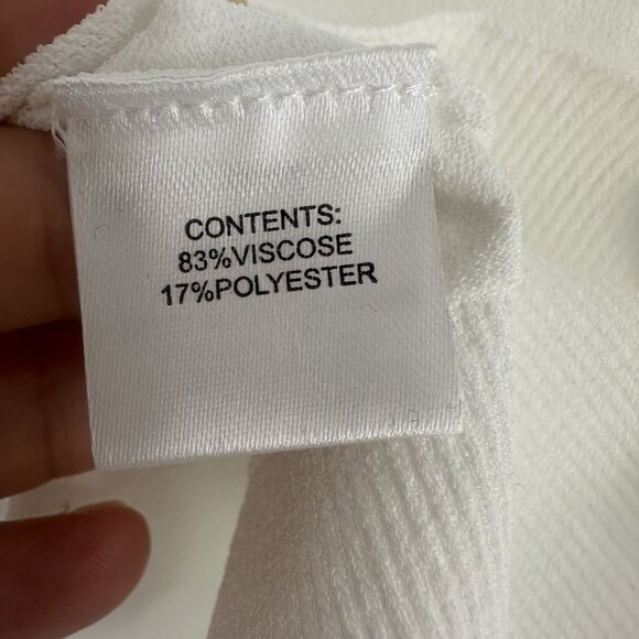 Capsule 121 White Modesty Stretch Sleeveless Minimalist Tank Top Blouse Plus 2X - Picture 7 of 8